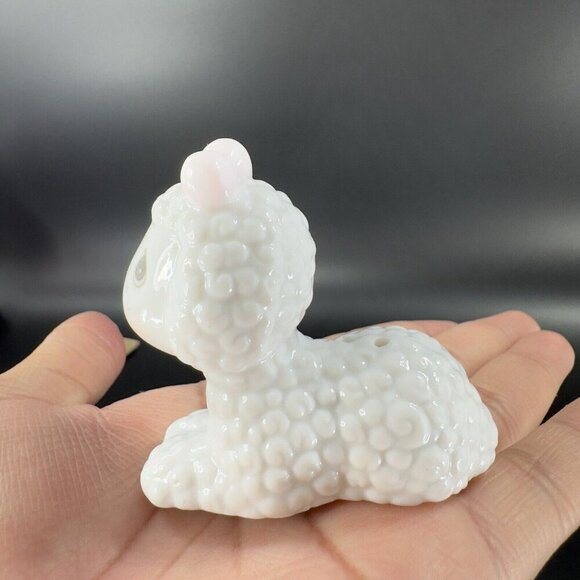 1996 Prescious Moments Noahs Ark Lamb Sheep Salt and Pepper Shaker Set 2 Ceramic - Picture 15 of 16